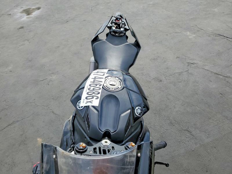 2023 Yamaha YZFR1