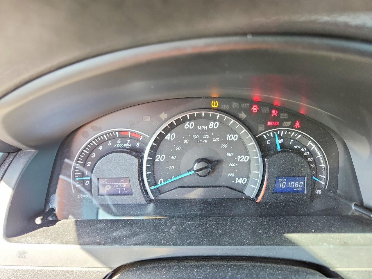2012 Toyota Camry le