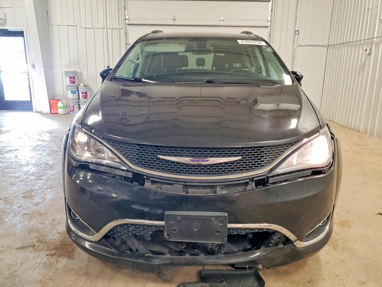 2019 Chrysler Pacifica Touring l
