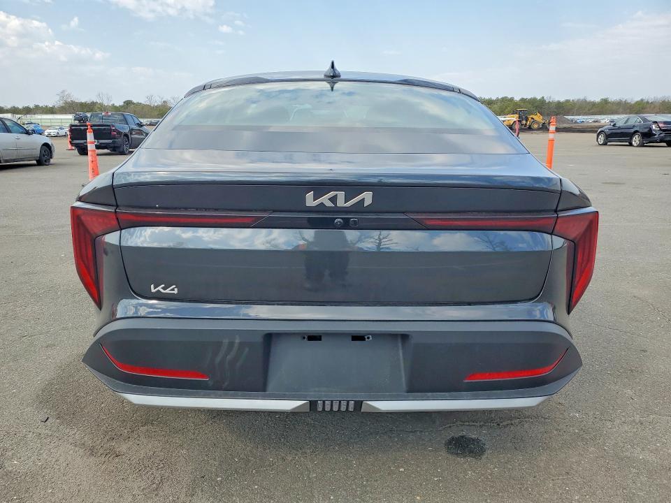 2025 KIA K4 lx