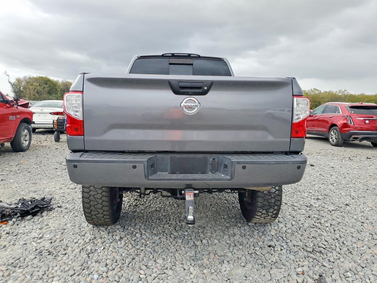2018 Nissan Titan XD SV