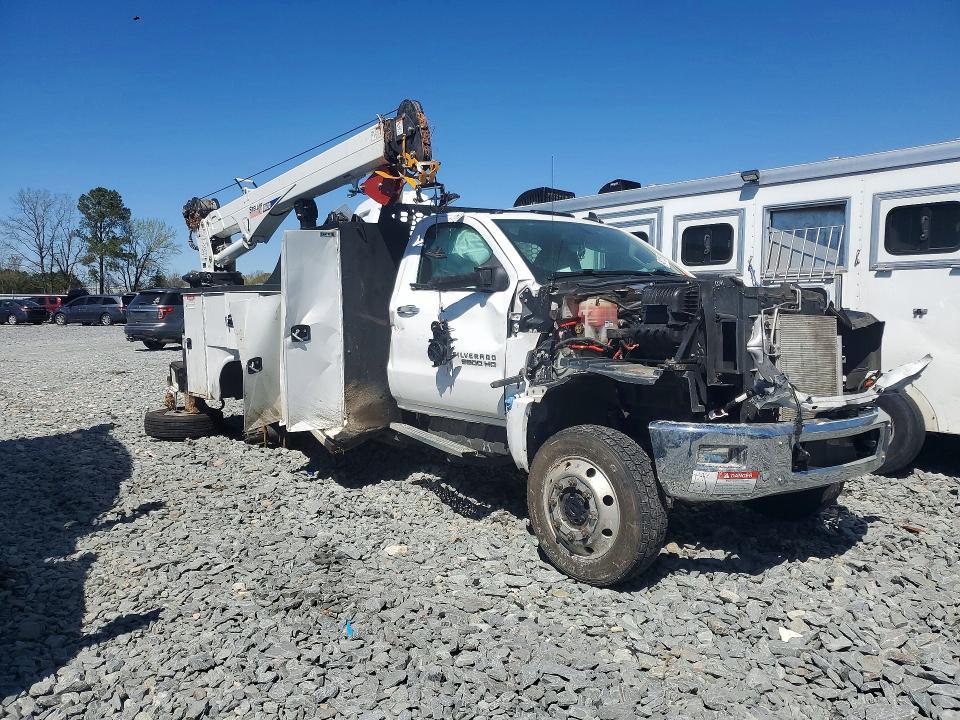 2023 GM Gm515 Utility / Service Truck