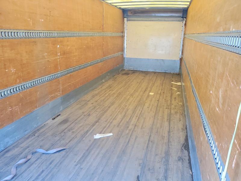 2013 Freightliner Business Class  M2 BOX Truck