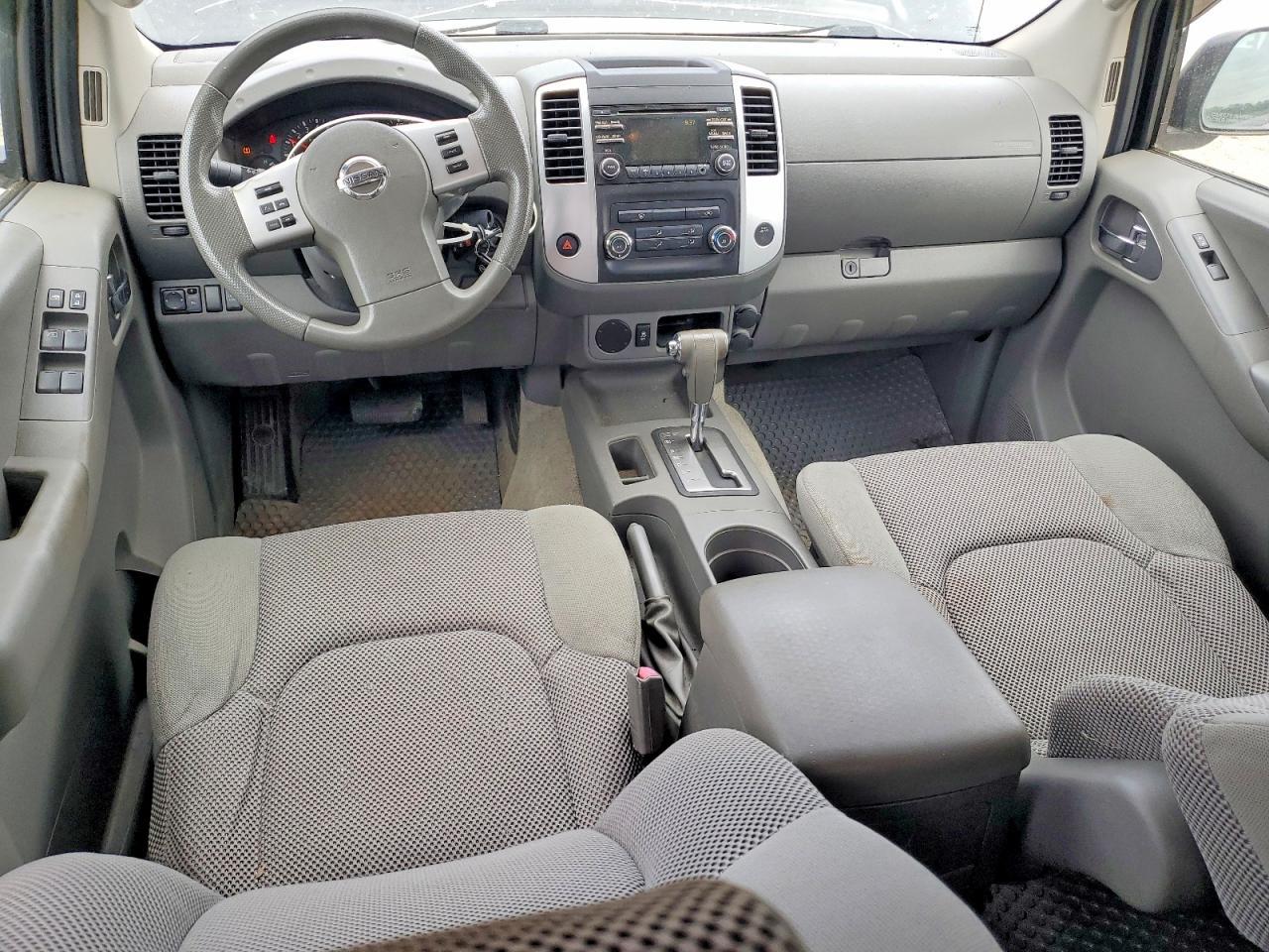 2014 Nissan Frontier S
