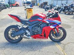 Vehiculos salvage en venta de Copart Van Nuys, CA: 2024 Honda CBR650 R