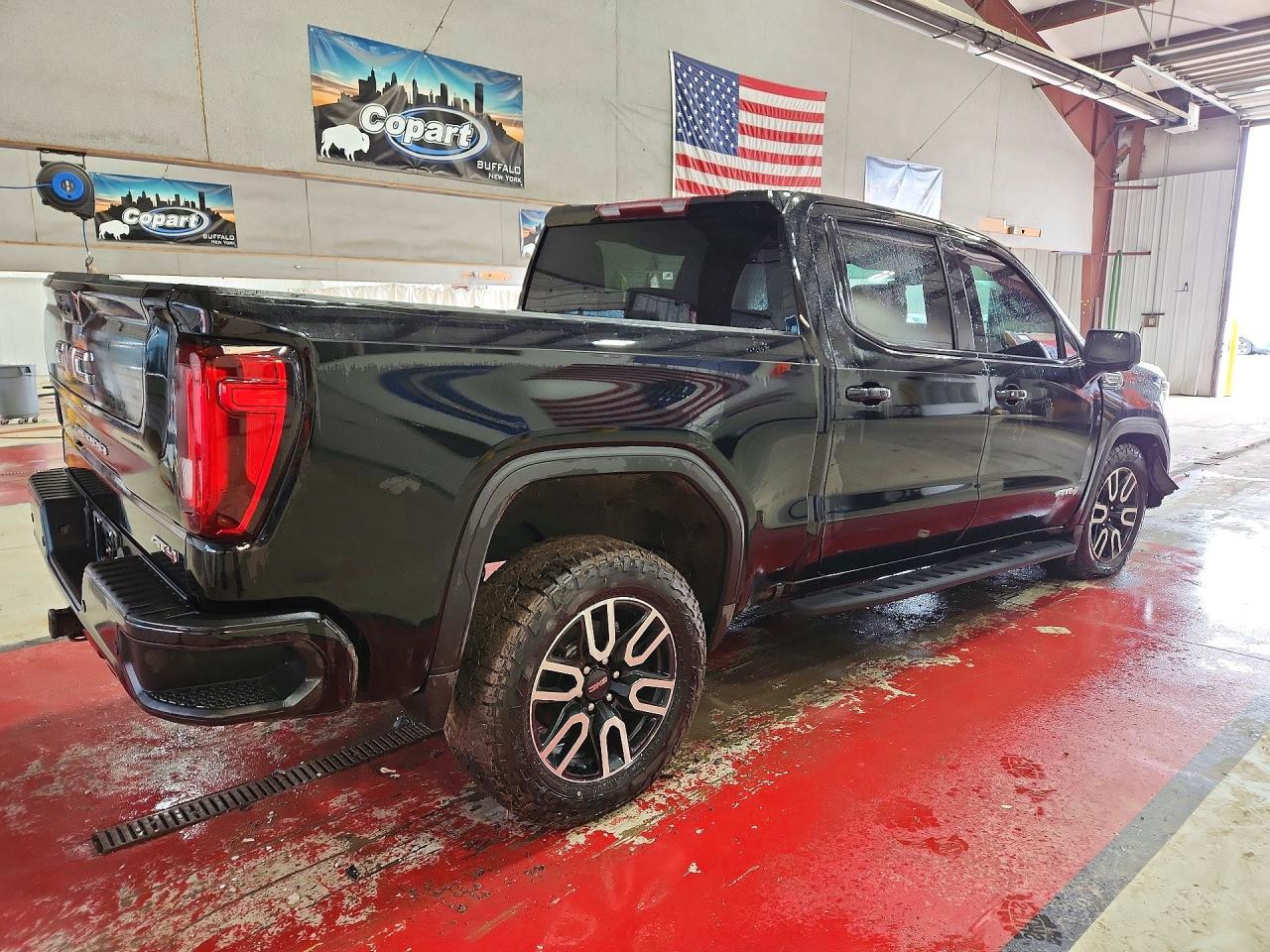 2022 GMC Sierra K1500 AT4