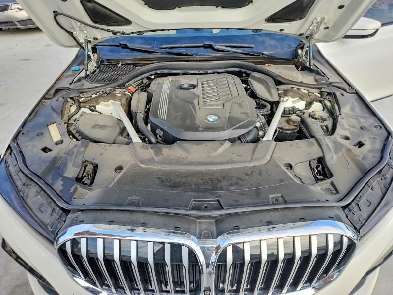2020 BMW 740 i