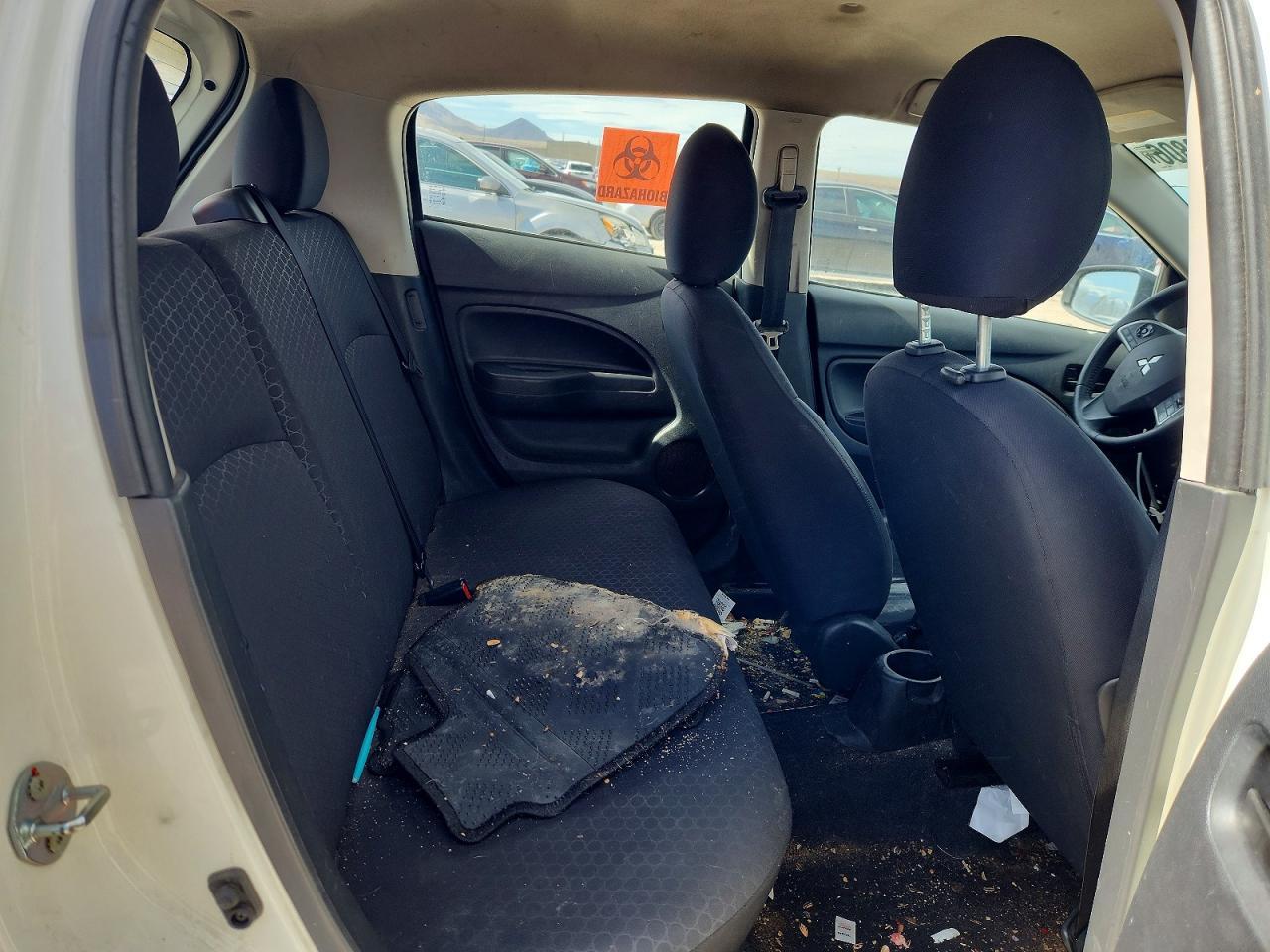 2015 Mitsubishi Mirage es