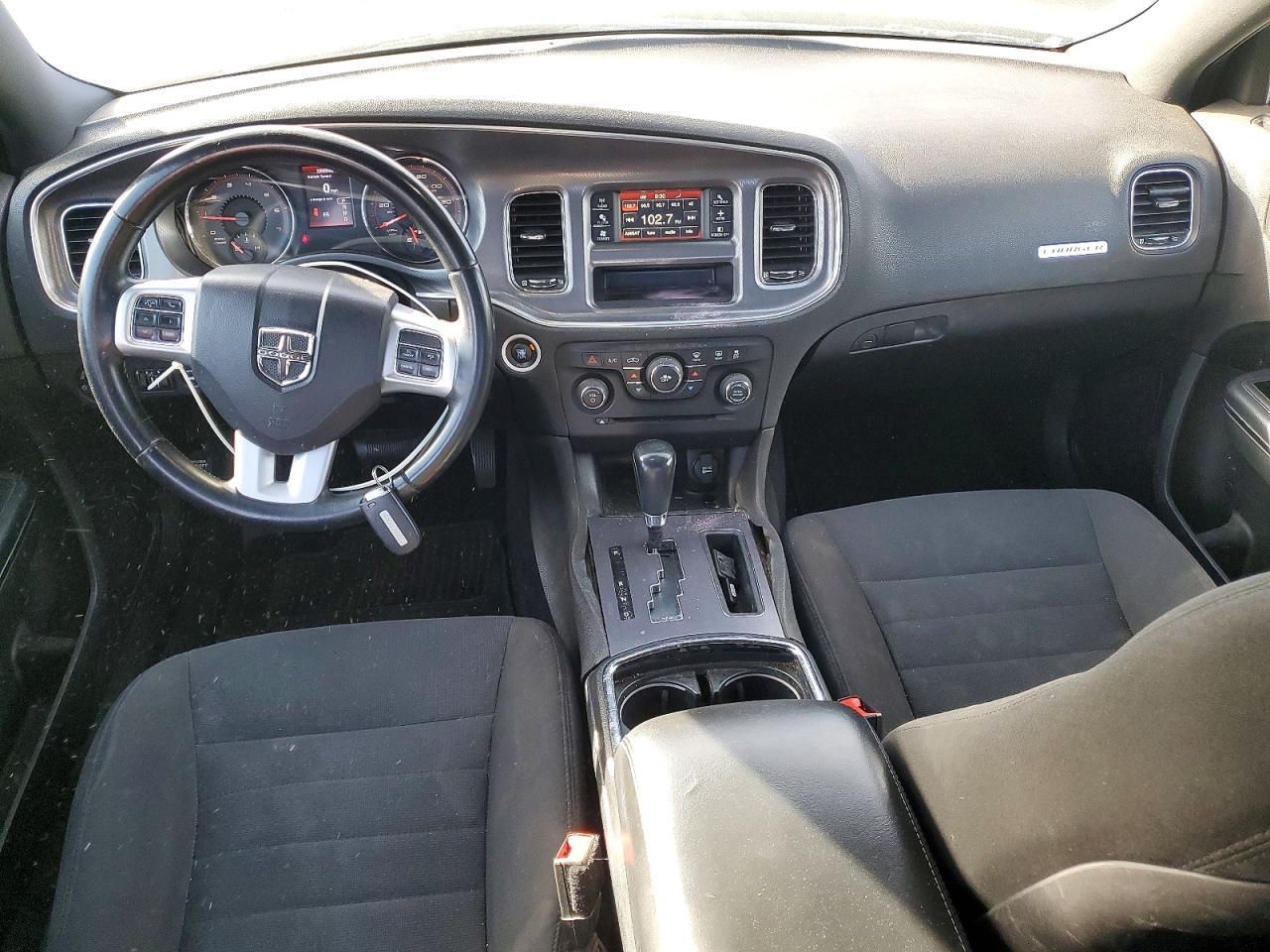 2014 Dodge Charger se