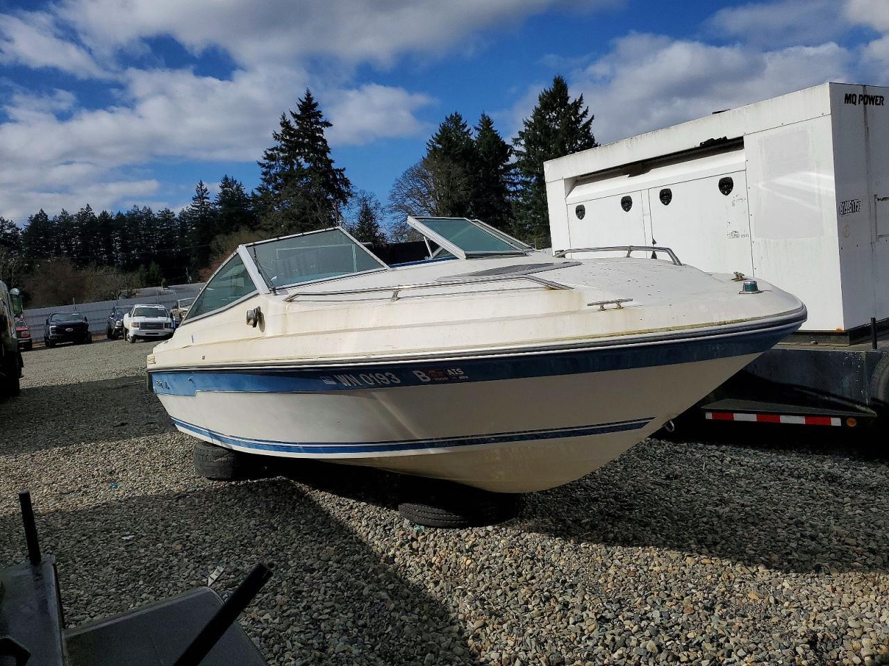 1990 SER 200 BOW Rider-Boat