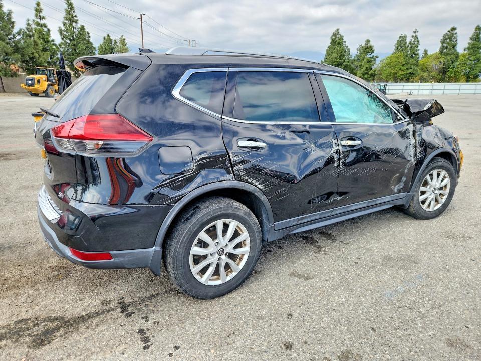 2018 Nissan Rogue sv