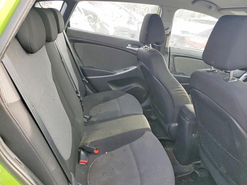 2013 Hyundai Accent gl 5P