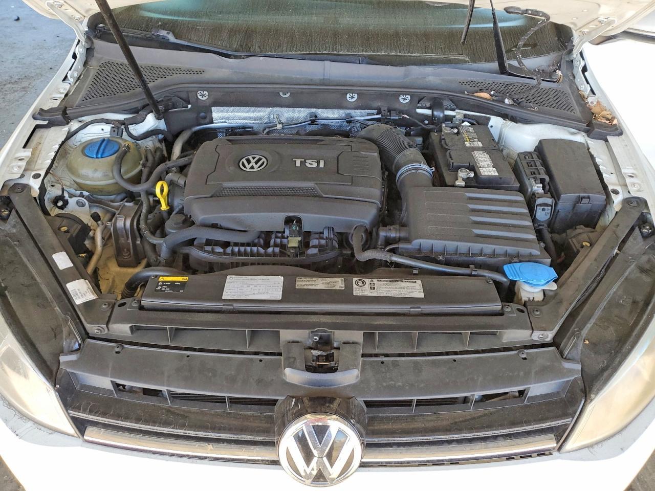 2015 Volkswagen Golf