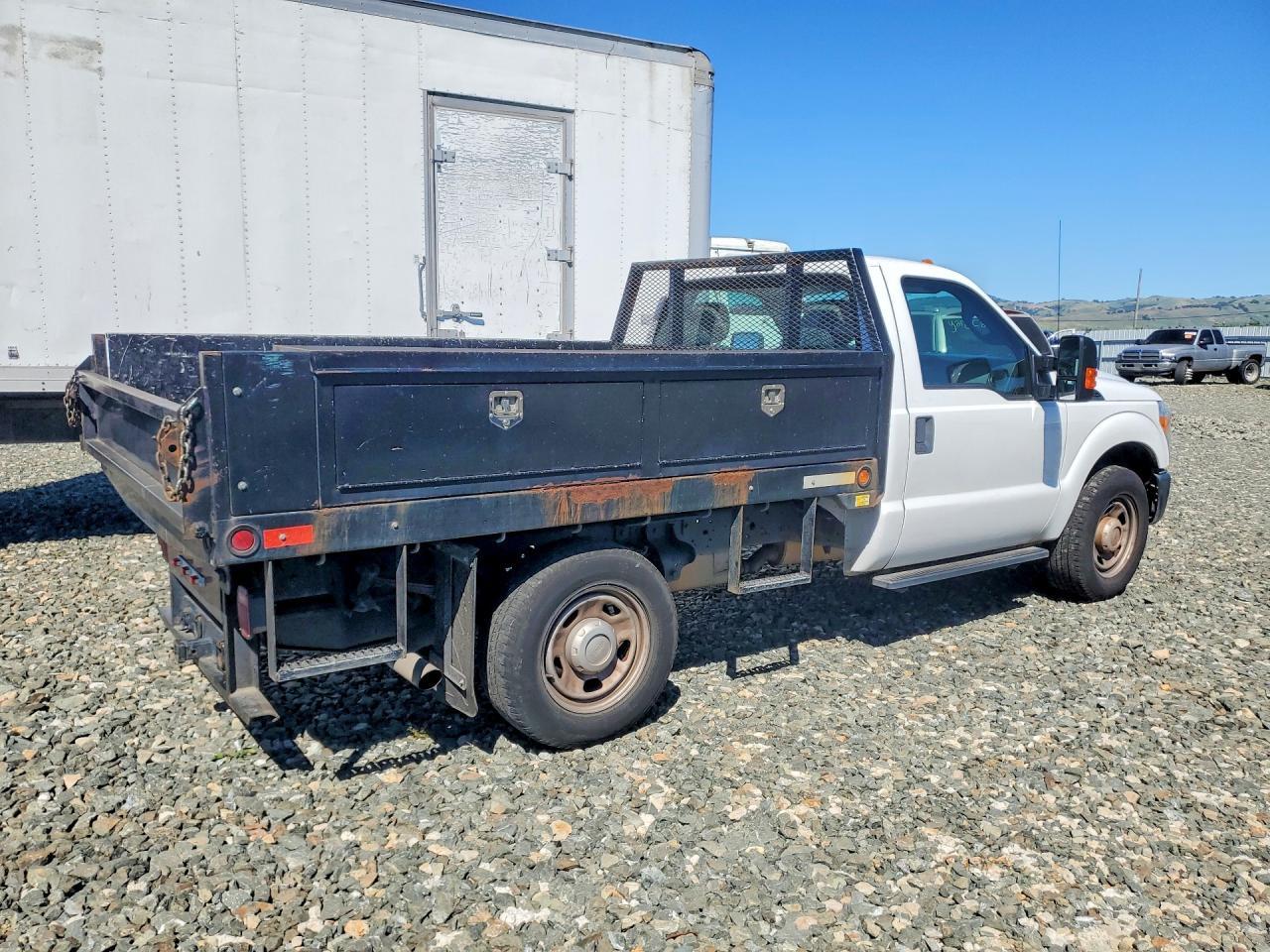 2015 Ford F350 Super Duty Flatbed Truck