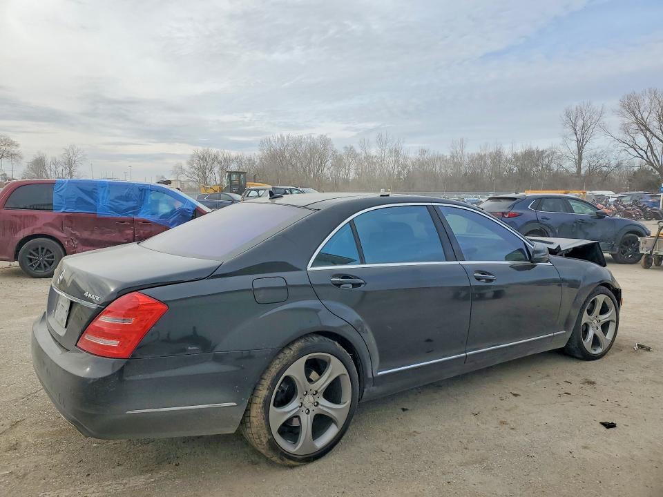 2013 Mercedes-Benz S 550 4matic