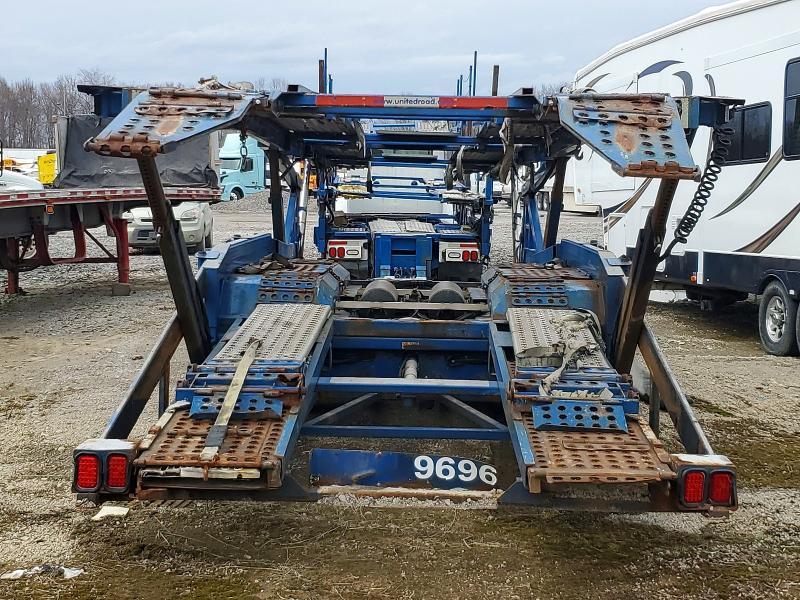 2013 Peterbilt 365 Car Hauler Truck