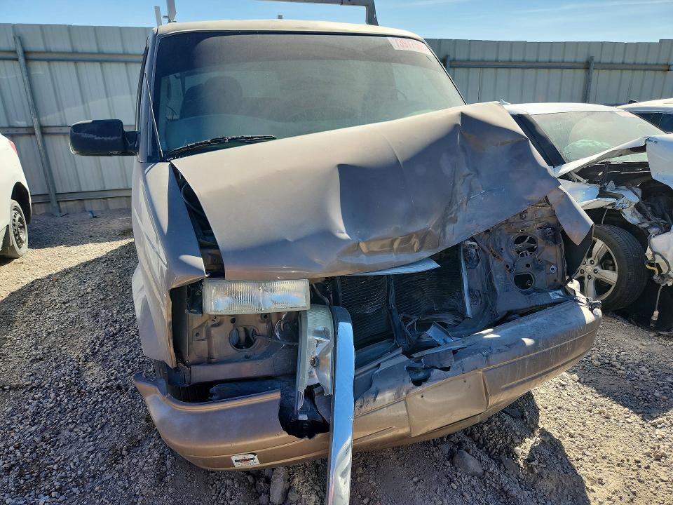 2003 Chevrolet Astro