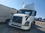 2015 Volvo VNL Semi Truck