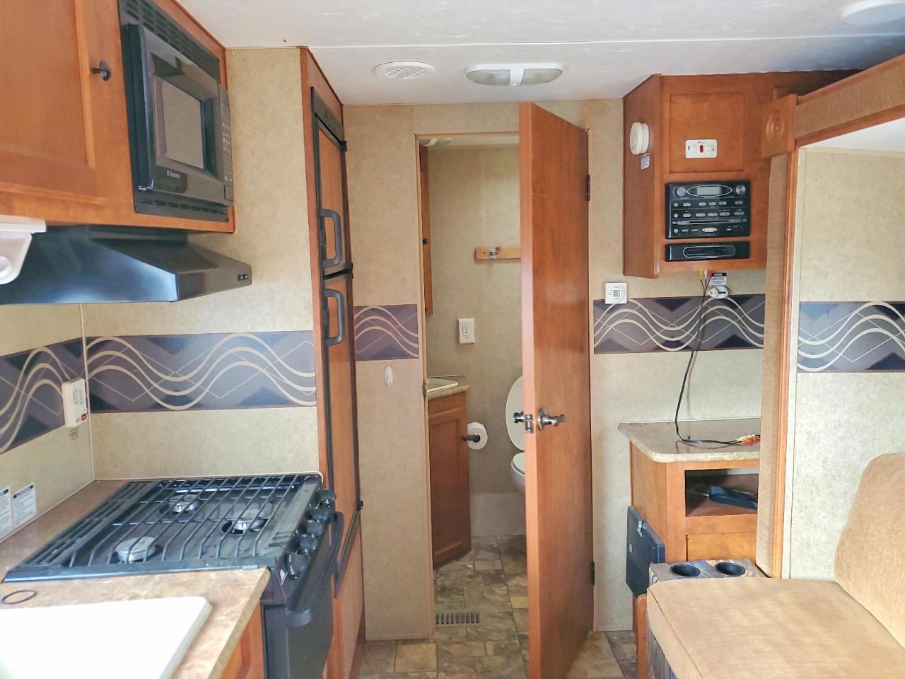 2012 Weekend 2012 Homette Skyline Camper