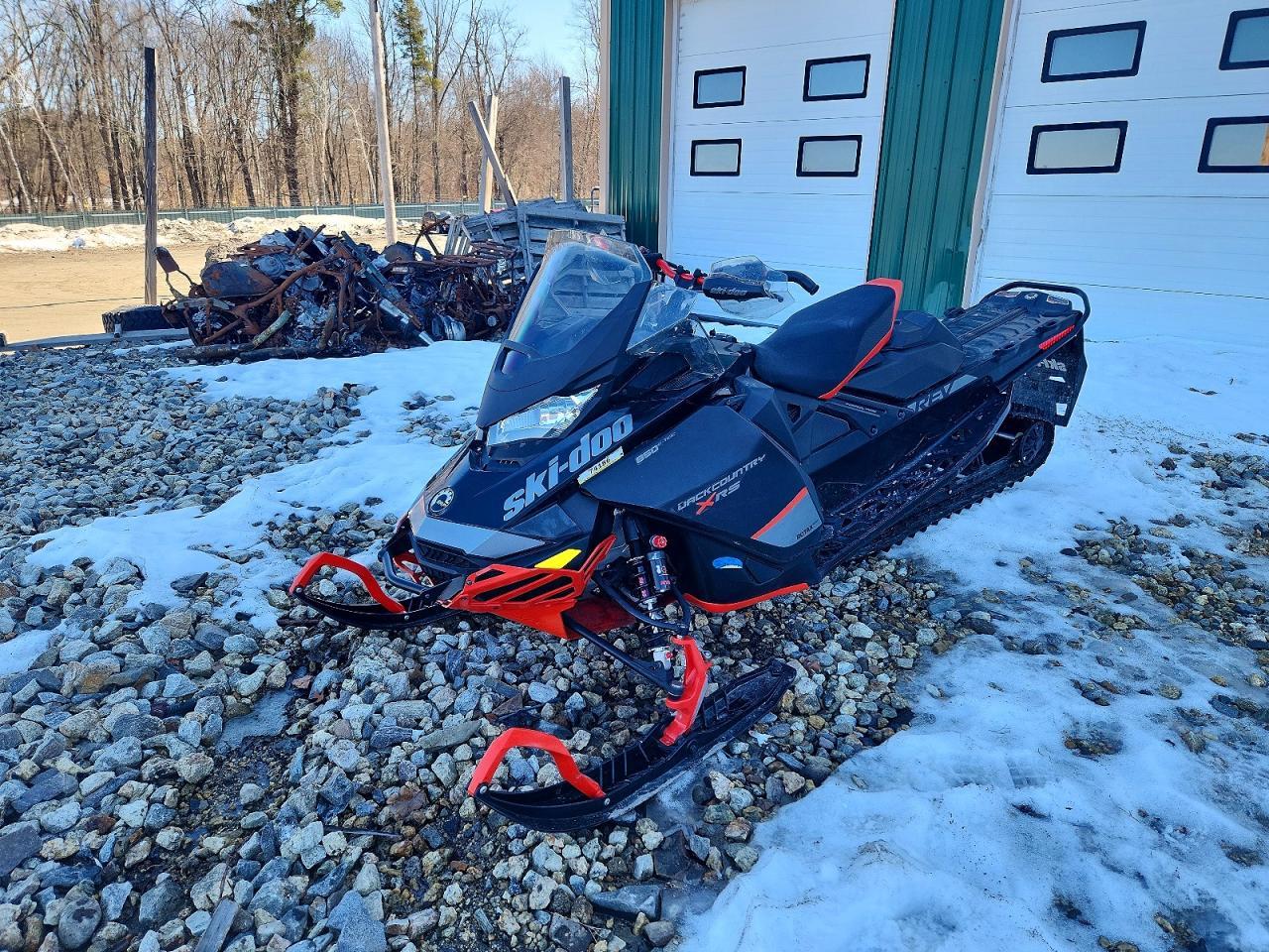 2020 Skidoo Snowmobile
