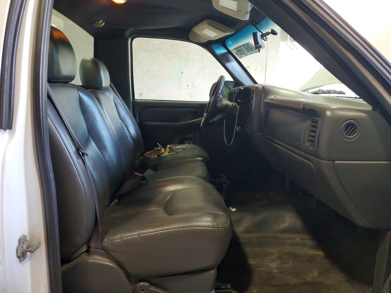 2007 GMC New Sierra C1500 Classic