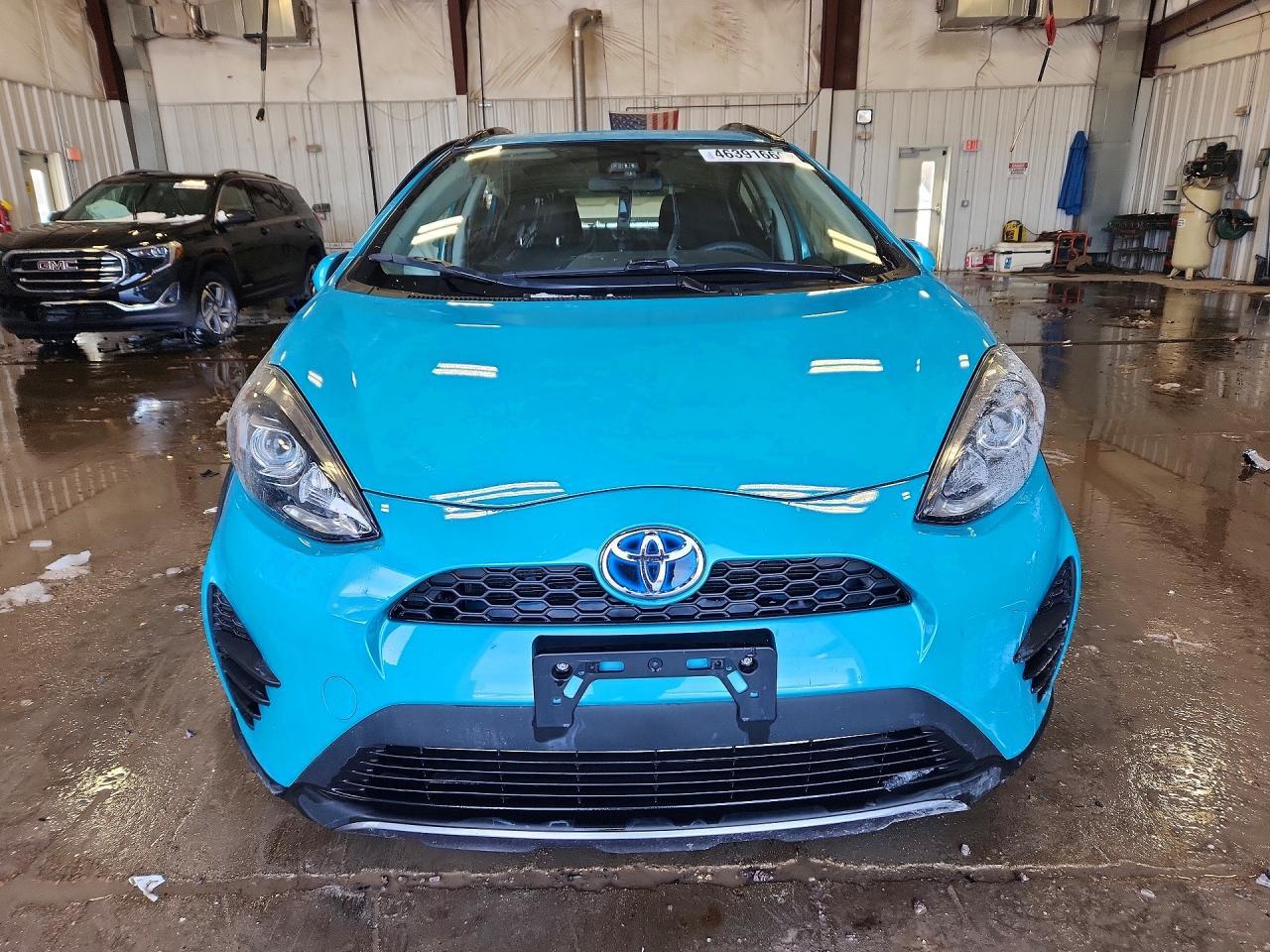 2018 Toyota Prius c two