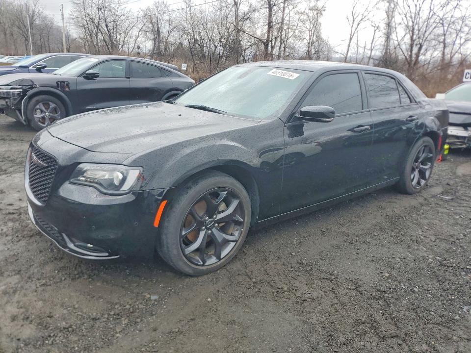2023 Chrysler 300 s
