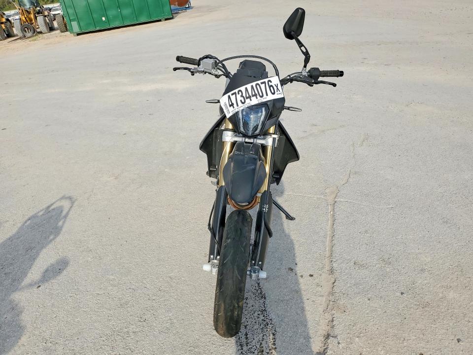 2024 Suzuki DR-Z400 SM