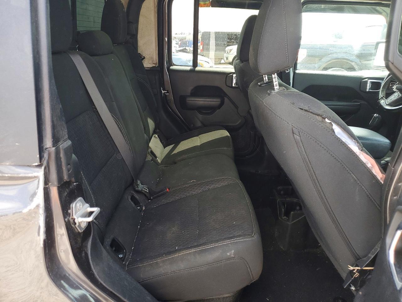 2021 Jeep Gladiator Sport