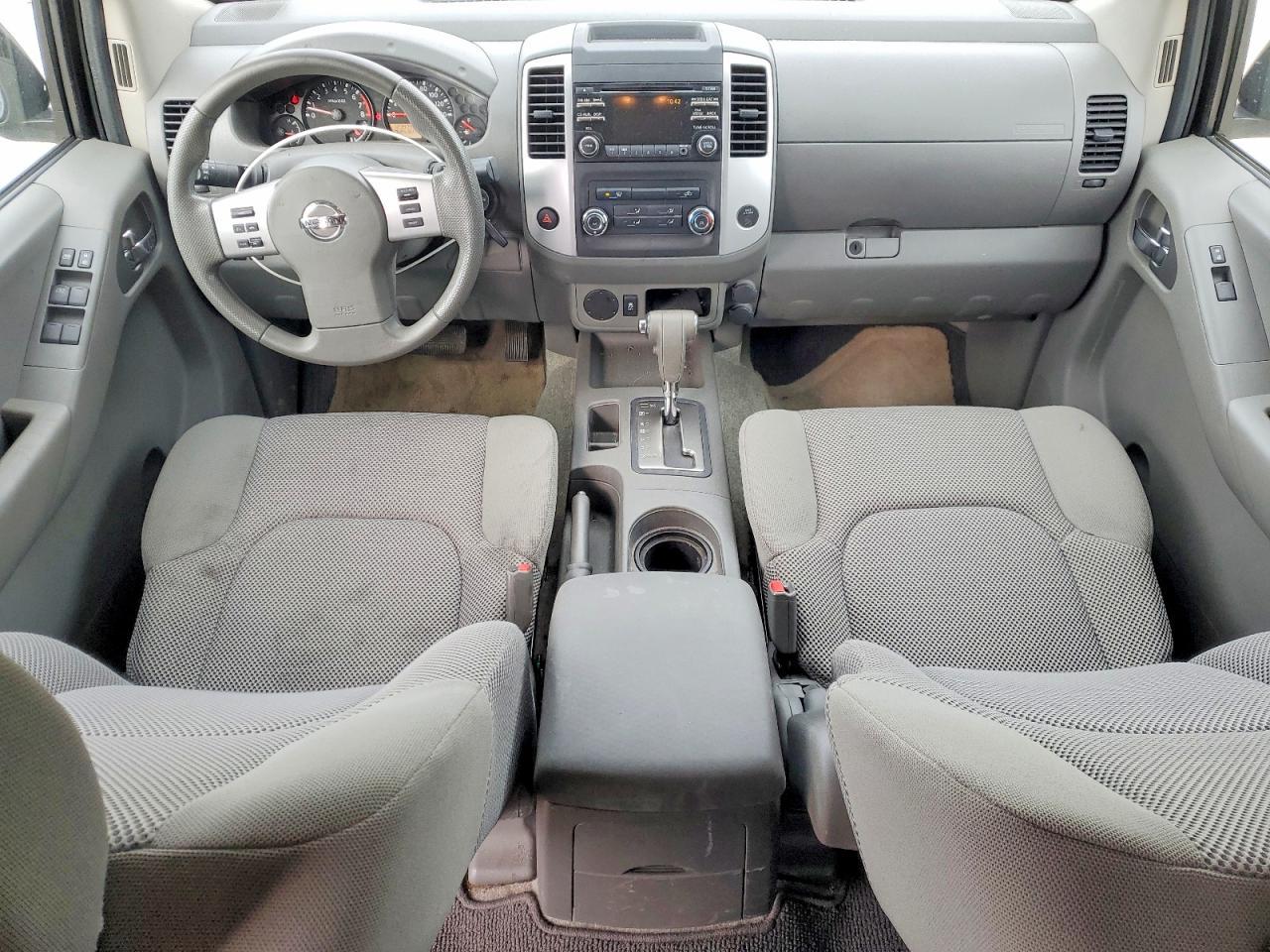 2014 Nissan Frontier SV