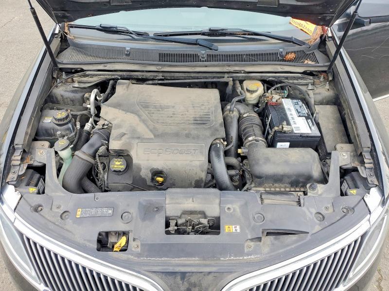 2013 Lincoln Townhouse MKS