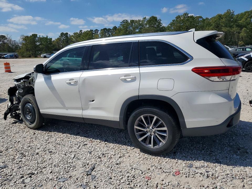 2019 Toyota Highlander xle