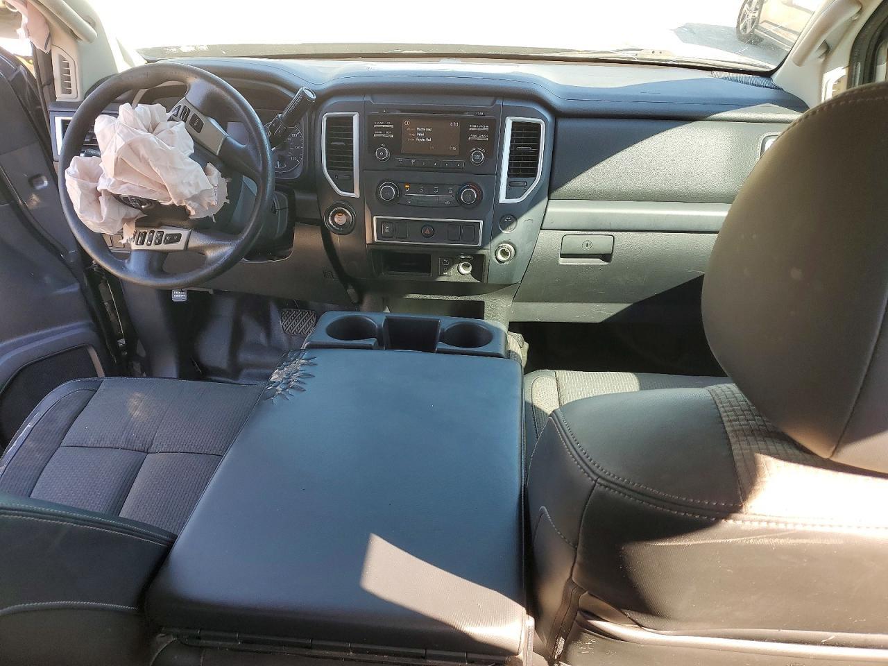 2017 Nissan Titan S