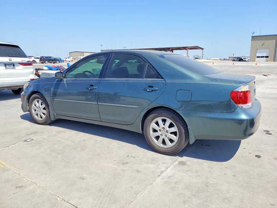 2005 Toyota Camry xle