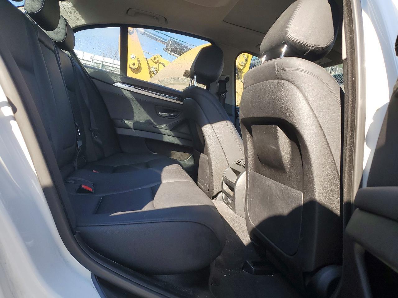 2016 BMW 528 i