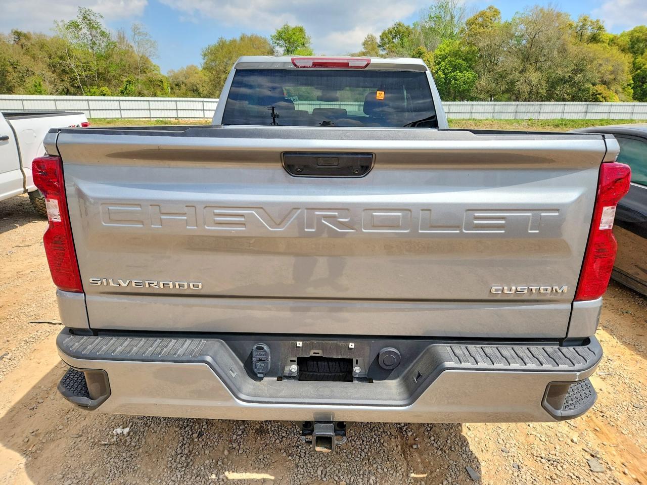 2024 Chevrolet Silverado K1500 Custom