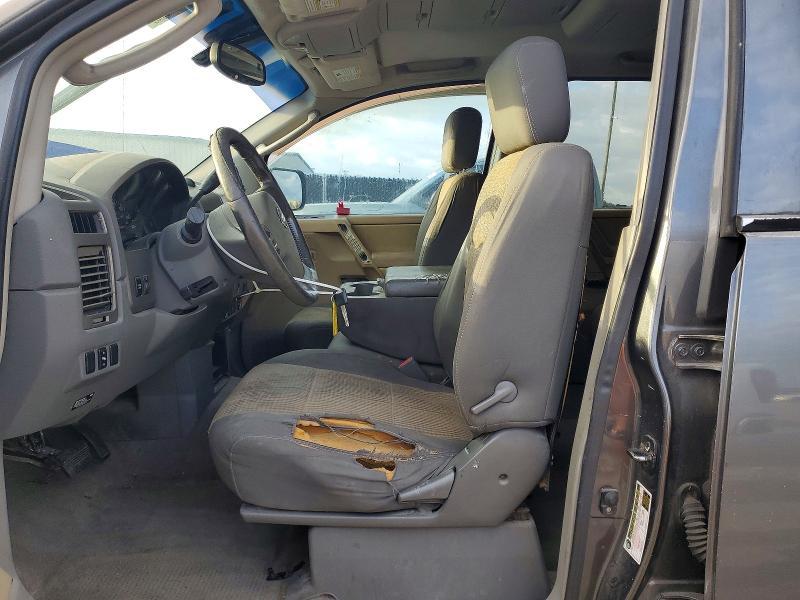 2004 Nissan Titan XE