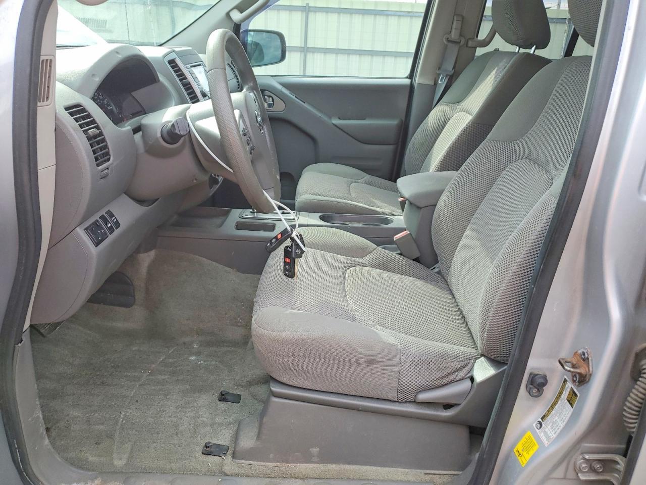 2016 Nissan Frontier SV