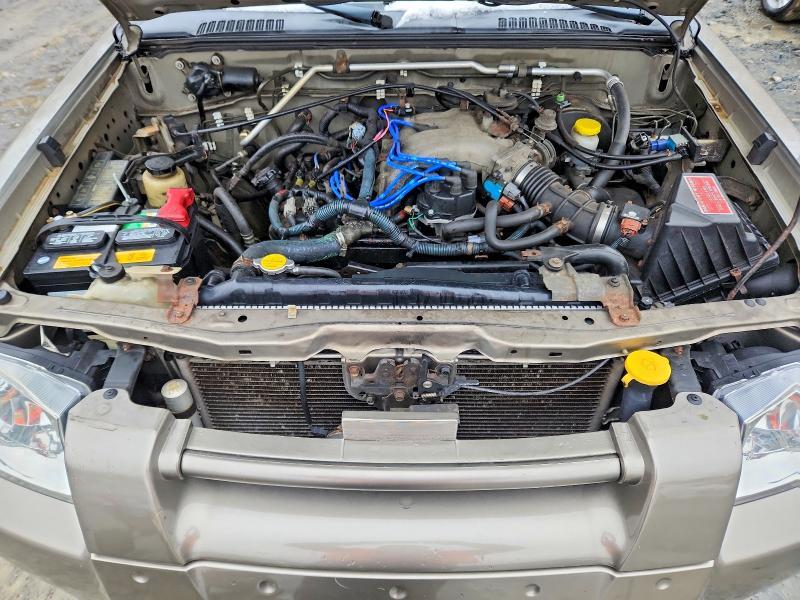 2004 Nissan Frontier XE-V6