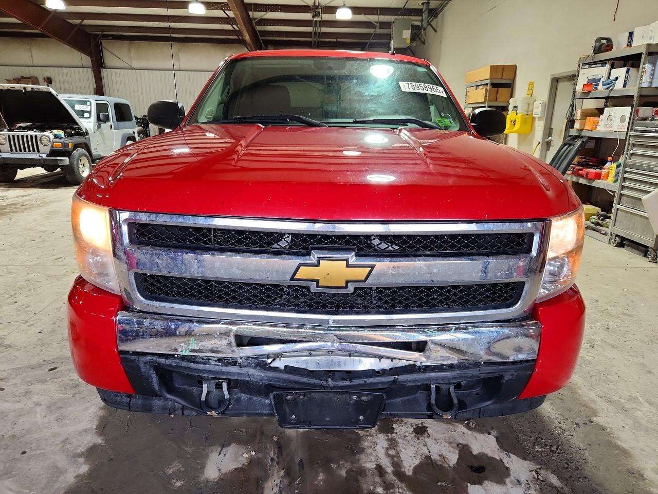 2010 Chevrolet Silverado K1500 LS
