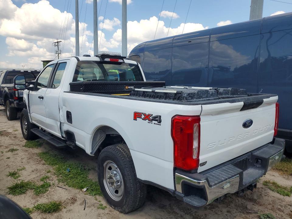 2025 Ford F350 Super Duty