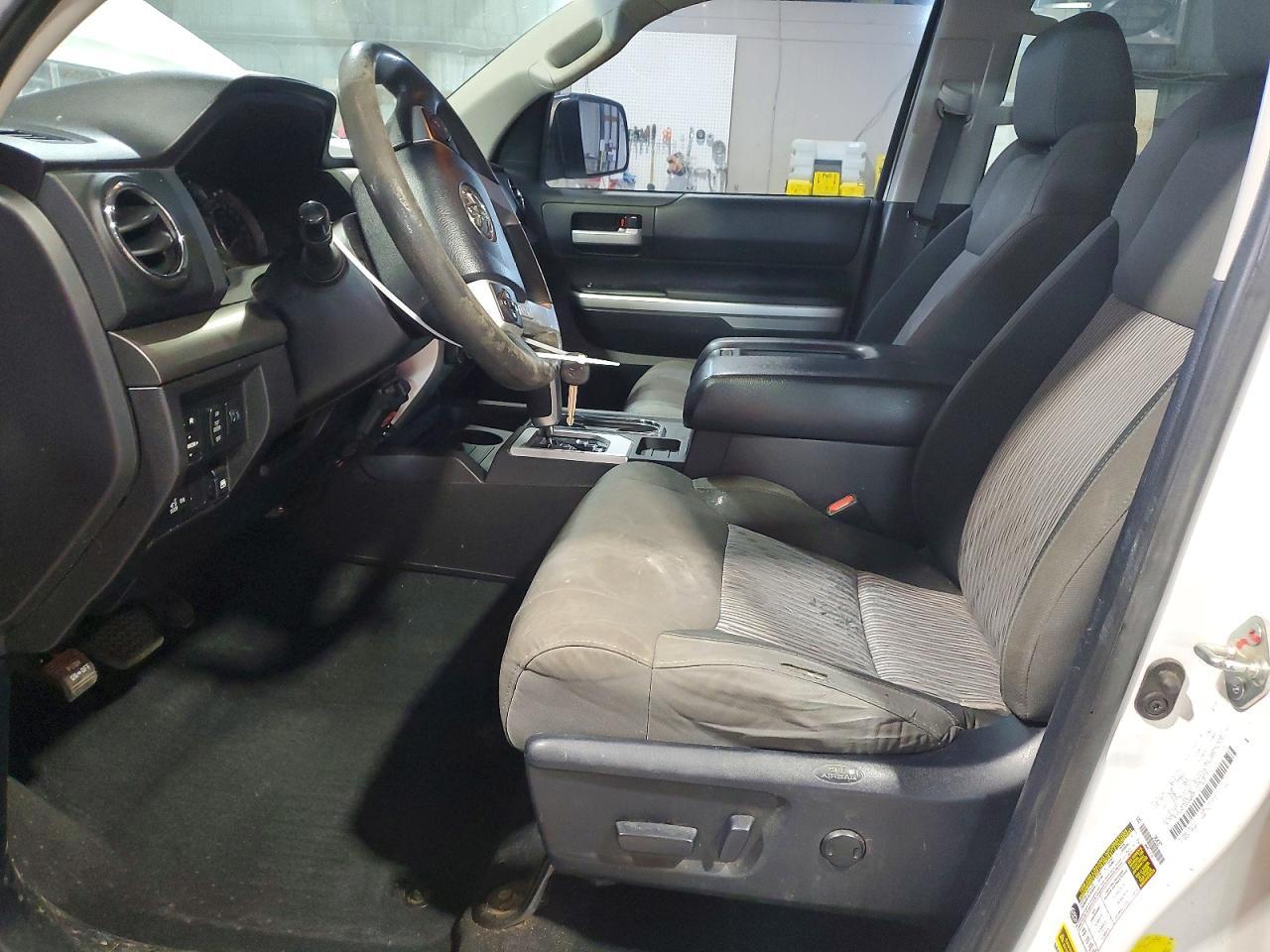 2014 Toyota Tundra SR5