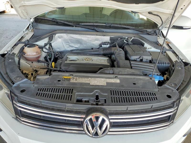 2015 Volkswagen Tiguan s