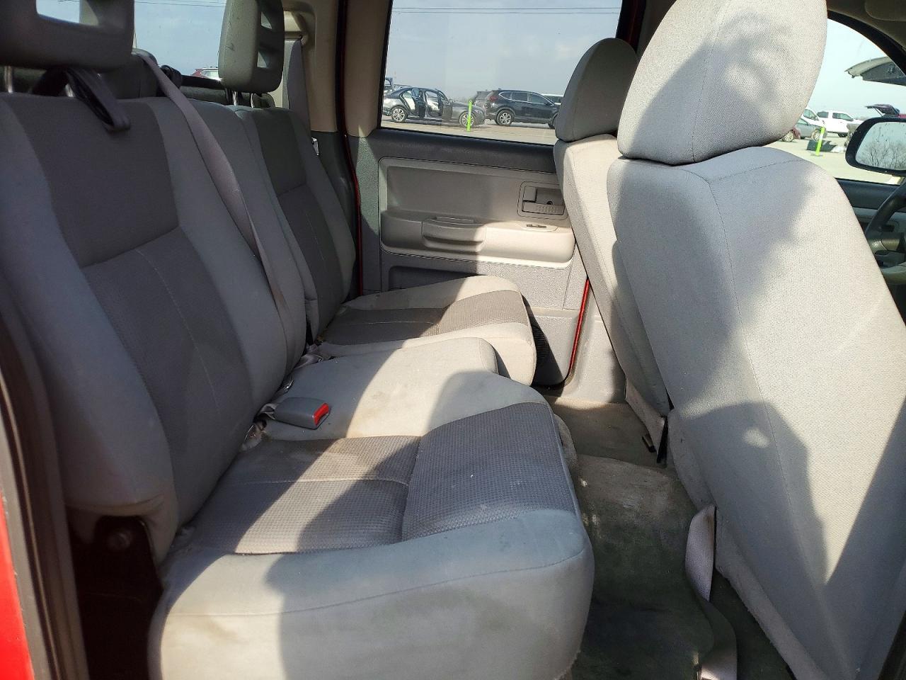 2005 Dodge Dakota Quad SLT
