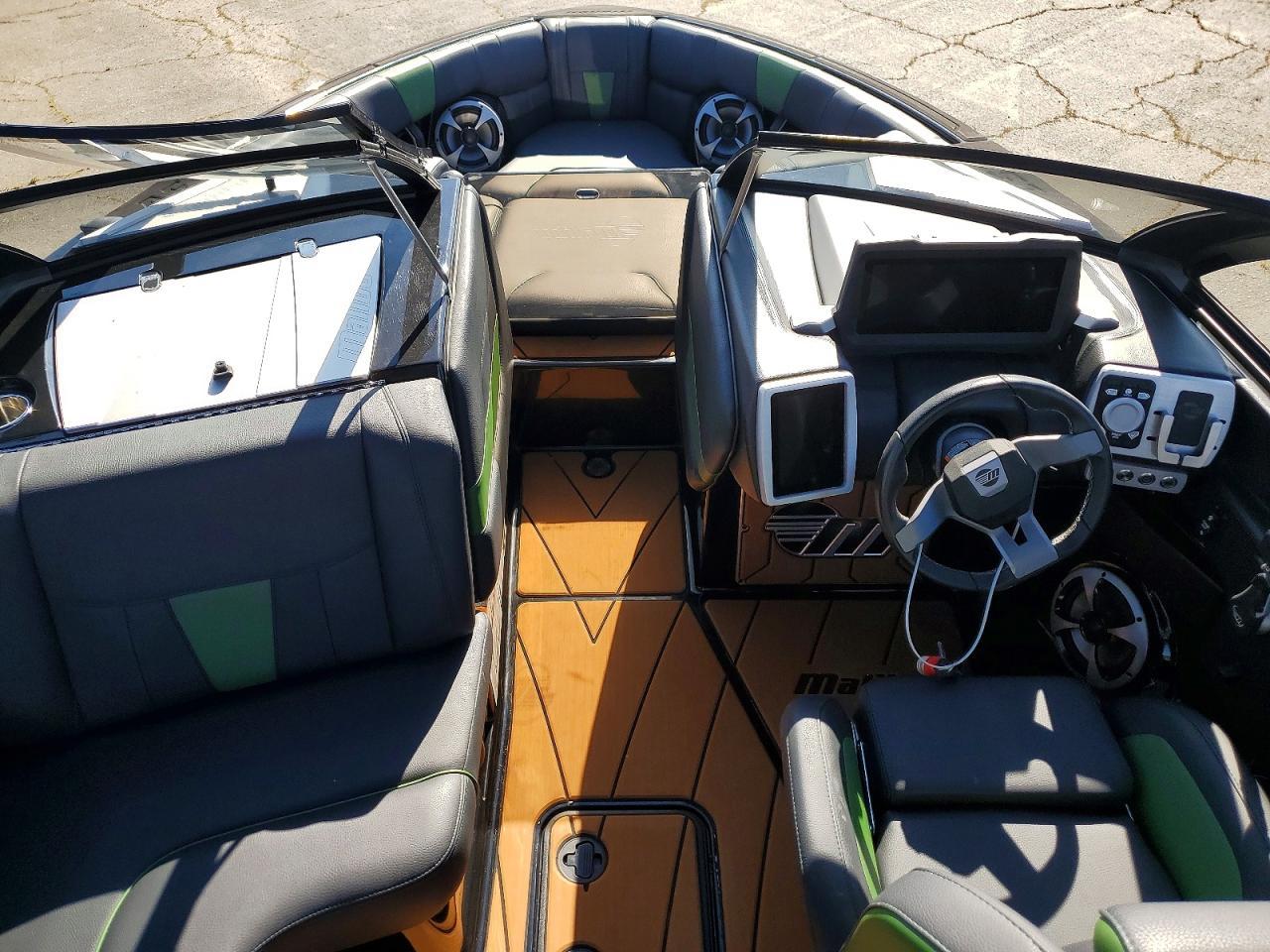 2021 Malibu Boat
