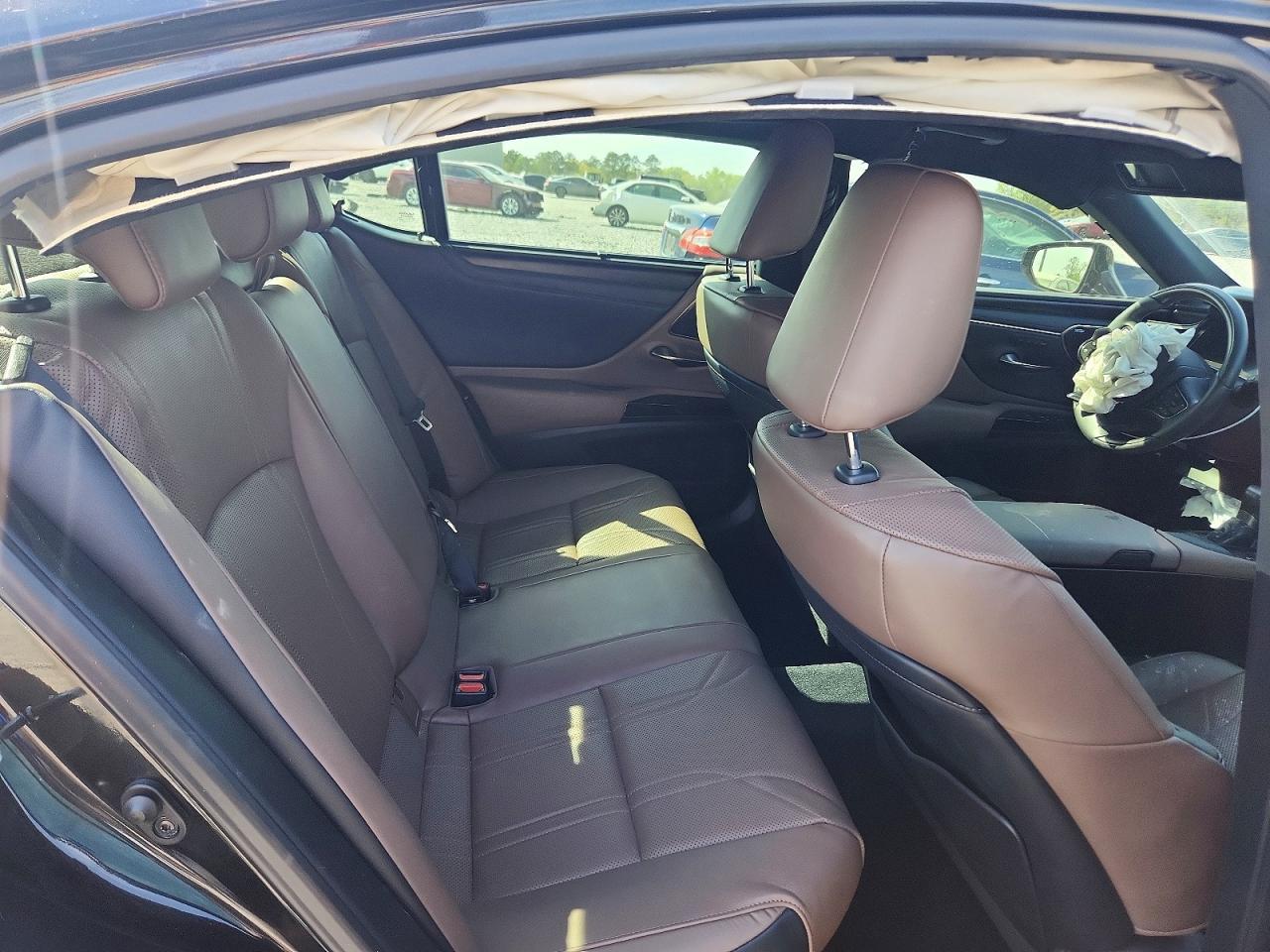 2022 Lexus Es 300h Ultra Luxury