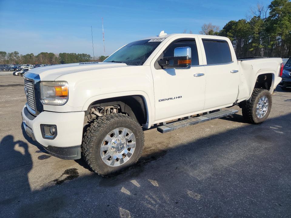 2016 GMC Sierra K2500 Denali
