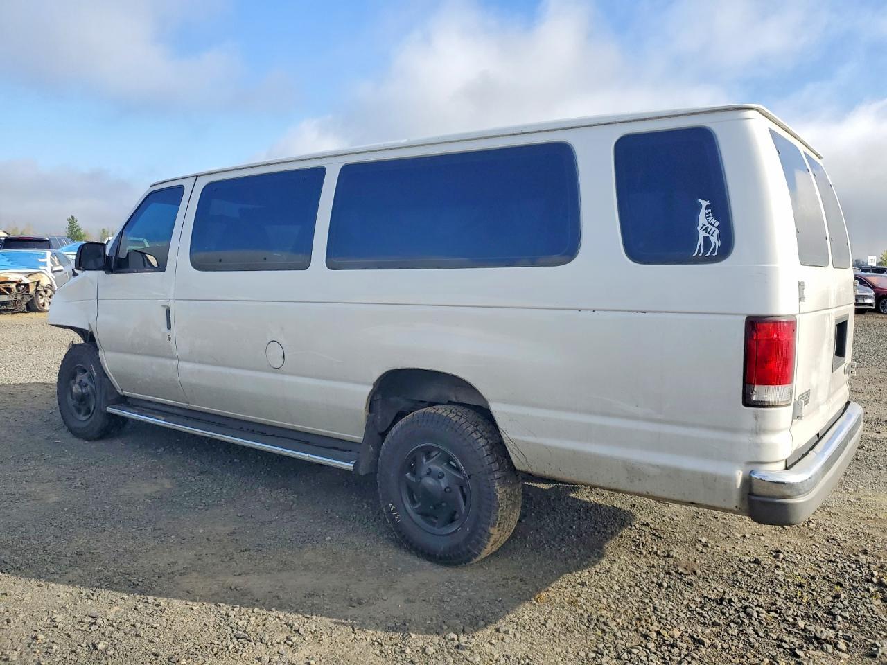 1999 Ford Econoline E350 Super Duty Wagon