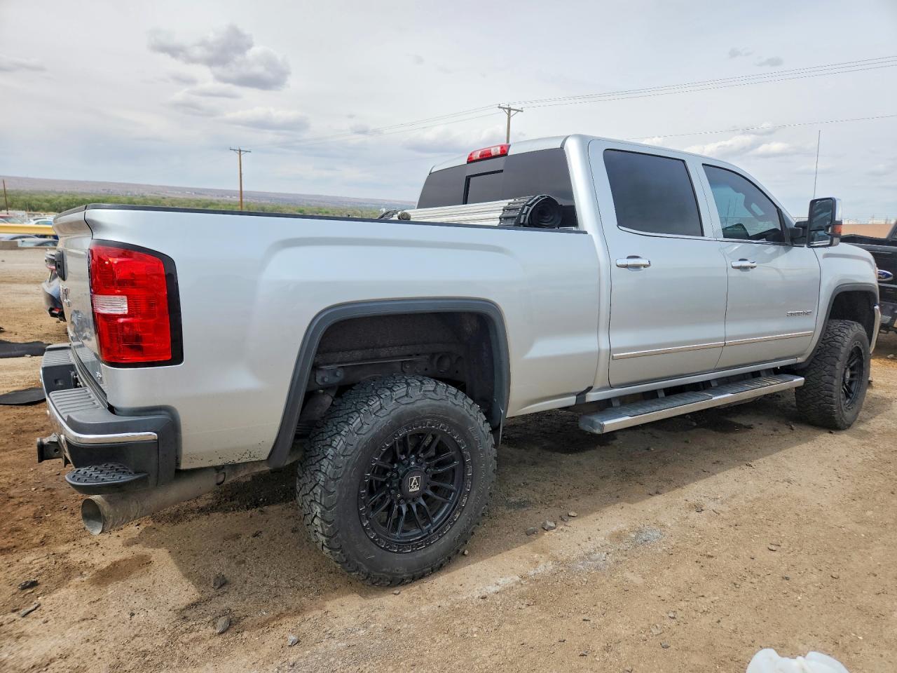2018 GMC Sierra K2500 SLT