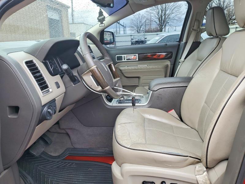 2008 Lincoln Townhouse MKX